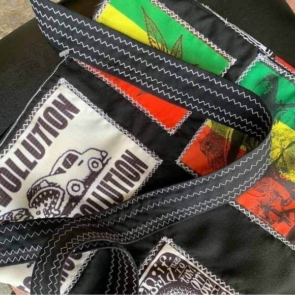MARCUS Garvey Culture Crossbody Bag - Picture 7 of 11